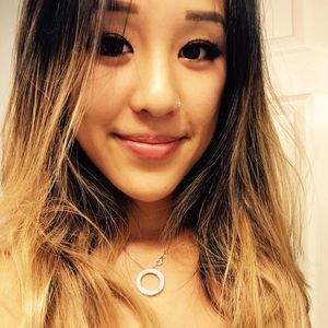 Meet your Posher, Caitlin